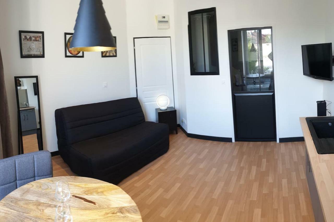 L'Appart'Hotel Vous Accueille Au Coeur De Chaumont Chaumont  Luaran gambar
