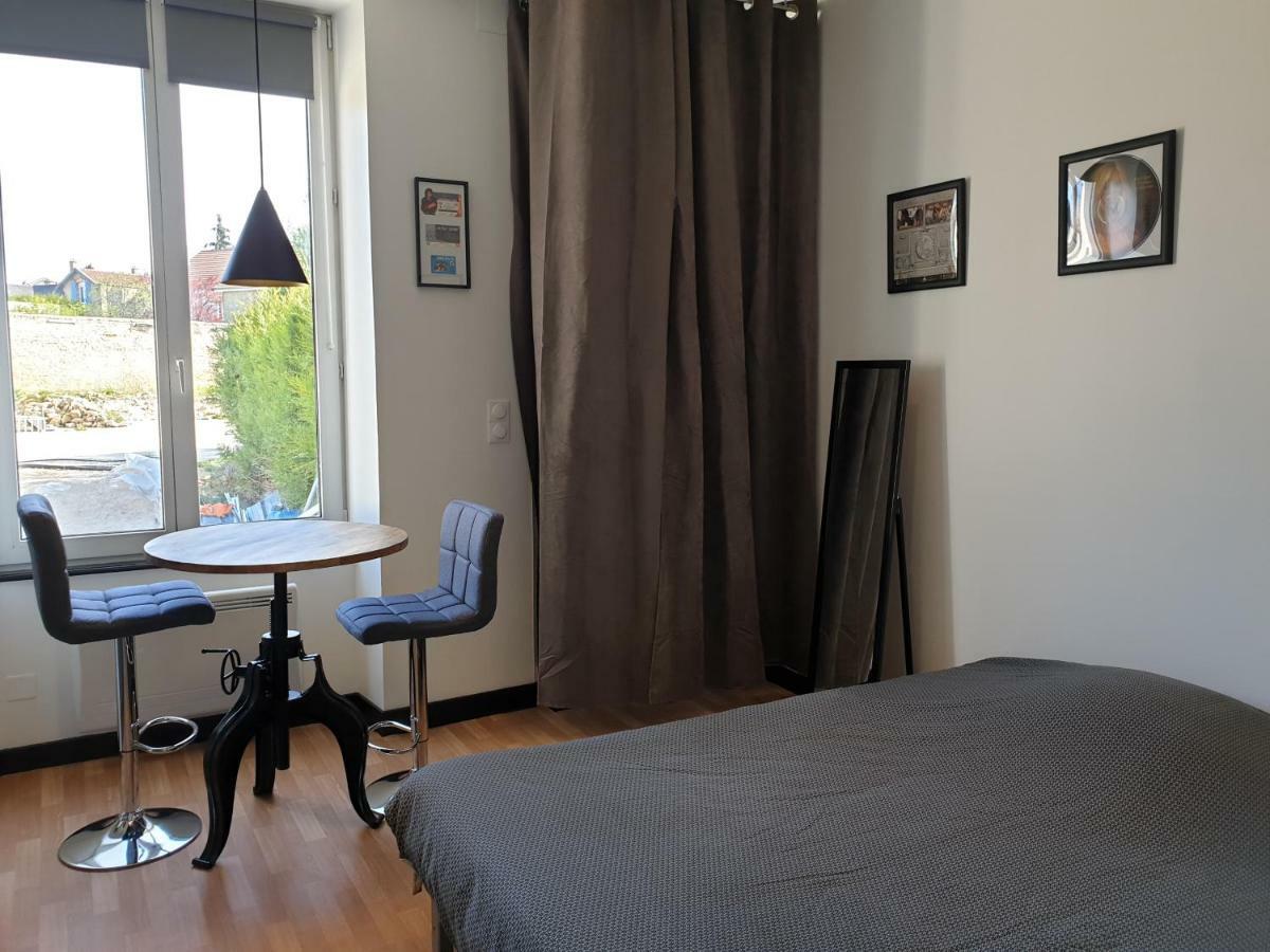 L'Appart'Hotel Vous Accueille Au Coeur De Chaumont Chaumont  Luaran gambar